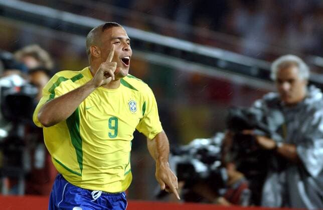 RONALDO Brazil 2002 FIFA WORLD CUP FINAL BRAZIL 2-0 GERMANY 2002 06 30 (855)  (2002070115241314) o0 Jubel Freude