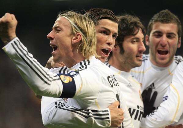 MADRID (10 03 2010).- Champions League Match - Real Madrid vs Olympique Lyon - . Cristiano Ronaldo (2.L) and Guti (L ) (Real) -  (20125932)