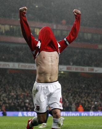 Arsenal s Cesc Fabregas celebrates scoring his sides second goal Barclays Premier League FC Arsenal v West Ham United 20th March, 2010 EDITORIAL USE ONLY. No use with unauthorised audio, video, data, fixture lists, club league logos or live services. Online in-match use limited to 120 images, no video emulation. No use in betting, games or single club league player publications. o0 Jubel Freude nackt
