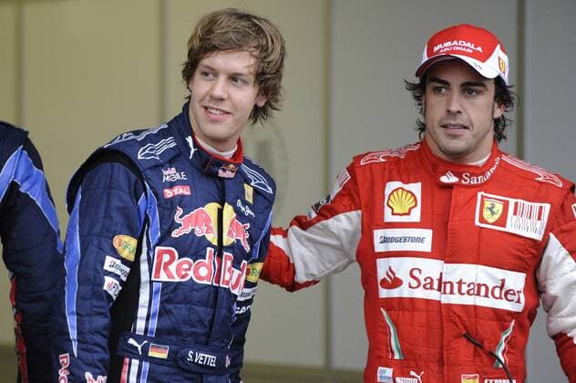 Sebastian VETTEL (GER, li.),Red Bull Racing mit Fernando ALONSO (ESP),Ferrari, - Qualifying, Formel 1, GP von Australien in Melbourne, Albert Park am 27.03.2010