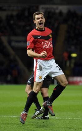 Darron Gibson of Manchester United celebrates scoring the fourth goal Barclays Premier League Bolton Wanderers v Manchester United 27th March, 2010 EDITORIAL USE ONLY. No use with unauthorised audio, video, data, fixture lists, club league logos or live services. Online in-match use limited to 120 images, no video emulation. No use in betting, games or single club league player publications. o0 Jubel, Freude,