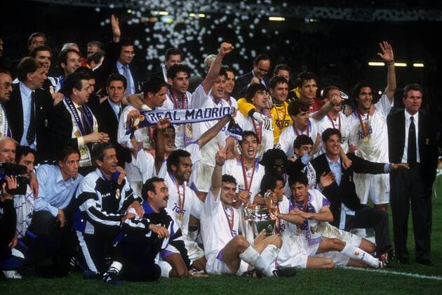 Siegerfoto Real Madrid, Champions League Sieger 1997 1998 Fußball EC 1 Herren Champions League Finale 1997 1998 Totale Amsterdam Freude, Begeisterung,