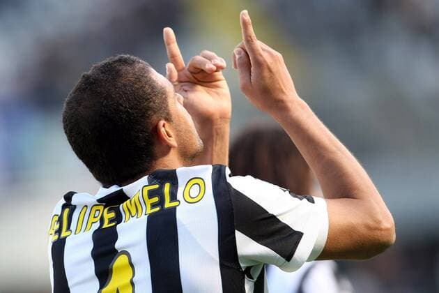 Turin 28 03 2010 - serie A Juventus Turin (Weiß) - Atalanta Bergamo (Blau): Felipe Melo  o0 Jubel Freude