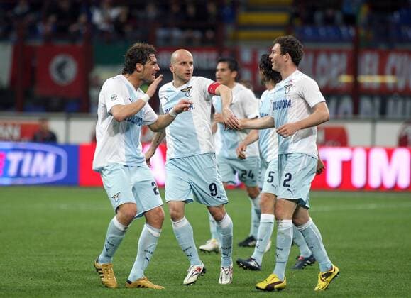 Jubel Lazio, v.li.: Guglielmo Stendardo (Lazio Rom) Tommaso Rocchi (Lazio Rom) Stephan Lichtsteiner (Lazio Rom) o0 Freude