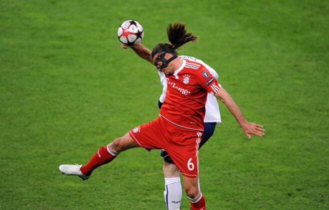 FC Bayern München (rot) - Manchester United (weiß): Martin Demichelis (Bayern) 
