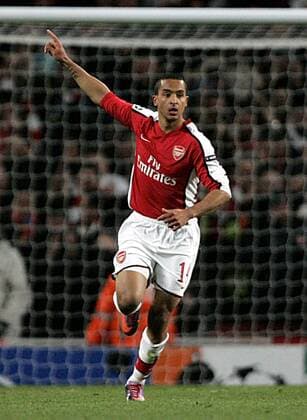 Theo Walcott of FC Arsenal celebrates scoring his side s first goal UEFA Champions League quarter final 1st leg FC Arsenal v FC Barcelona 31st March, 2010 EDITORIAL USE ONLY. No use with unauthorised audio, video, data, fixture lists, club league logos or live services. Online in-match use limited to 120 images, no video emulation. No use in betting, games or single club league player publications. o0 Jubel Freude Freisteller