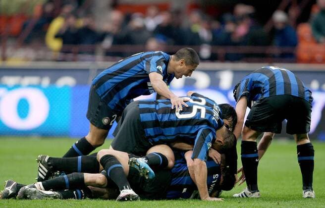 Mailand 03.04.2010, Inter Mailand - FC Bologna: Jubel Inter  o0 Freude
