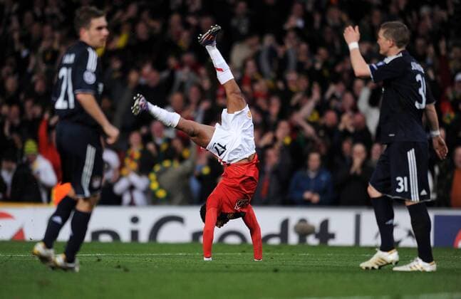 FUSSBALL Champions League Viertelfinal Rückspiel SAISON 2009 2010 Manchester United - FC Bayern München 07.04.2010 JUBEL SALTO nach dem Tor zum 3:0 von Nani (ManU)  o0 Freude