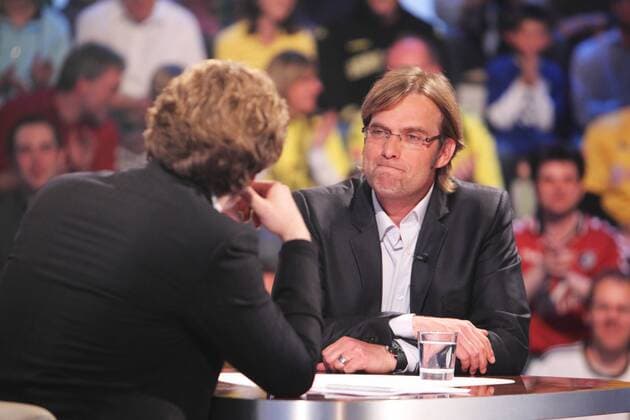 Moderator MICHAEL STEINBRECHER (L), Trainer JUERGEN KLOPP (BVB Borussia Dortmund) SPORTSTUDIO MAINZ 10.04.10 o0 Journalist