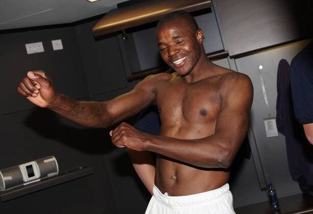 Football The FA Cup Semi-Final: Tottenham Hotspur (white) vs Portsmouth FC: Portsmouth FC s Aaron Mokoena celebrates in the dressingroom at Wembley Stadium 11 04 2010  o0 Jubel Freude nackt Umkleide Kabine Umkleidekabine