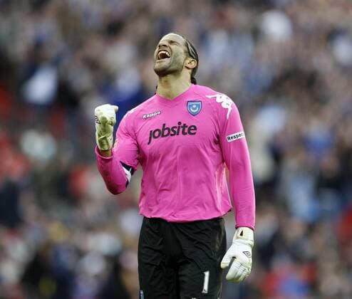 Portsmouth FC s David James celebrates his sides victory - FA Cup Semifinal Tottenham Hotspur (white) v Portsmouth FC (blue) 11th April, EDITORIAL USE ONLY. No use with unauthorised audio, video, data, fixture lists, club league logos or live services. Online in-match use limited to 120 images, no video emulation. No use in betting, games or single club league player publications. o0 Jubel Freude