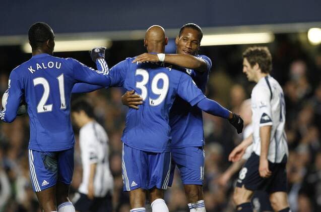 Chelsea s Nicolas Anelka (39) celebrates scoring his sides first goal with Didier Drogba Barclays - Premier League Chelsea FC (blue) v Bolton Wanderers 13th April, 2010 - EDITORIAL USE ONLY. No use with unauthorised audio, video, data, fixture lists, club league logos or live services. Online in-match use limited to 120 images, no video emulation. No use in betting, games or single club league player publications. o0 Tor