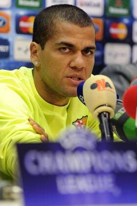 Milan 19 04 2010 - PK FC Barcelona Barca Daniel Alves  o0 Dani