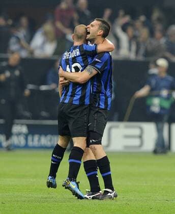 Torjubel Wesley Sneijder (li) und Thiago Motta (beide Inter Mailand) , Inter Mailand (blau) - FC Barcelona (orange), BIBI o0 Jubel, Freude