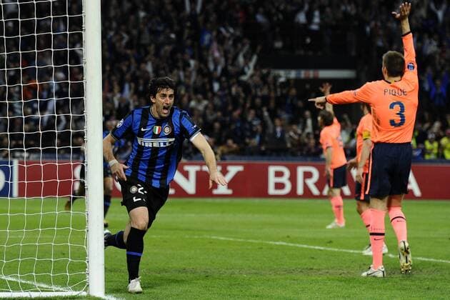 Diego Milito (Inter Mailand) - Torjubel Inter Mailand (blau) - FC Barcelona (orange),  o0 Jubel, Freude