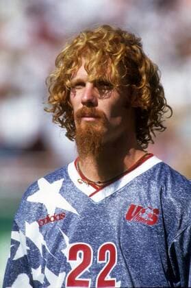Alexi Lalas (USA) - Nationalhymne Fußball WM Herren WM 1994, Länderspiel, Nationalteam, Nationaltrikot Porträt Los Angeles, LA, L.A.