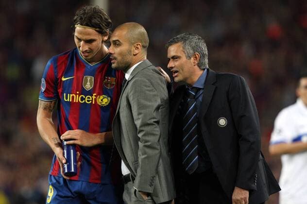 FC Barcelona (blue) - Inter Mailand (white), Barca, Inter Milan s coach Jose Mourinho (R) and coach of Barcelona Pep Guardiola and Zlatan Ibrahimovic  (20133255) o0 kurios lauschen