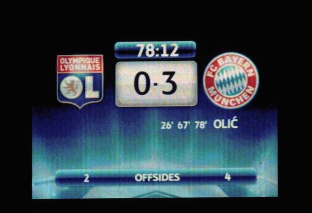 27.04.2010, Championsleague Halbfinale Rückspiel, Olympique Lyon - FC Bayern München, im Stade Gerland in Lyon (Frankreich), Endergebnis auf der Anzeigetafel: 0:3, Drei Tore Olic -  o0 Objekte Resultat Ergebnis Logo