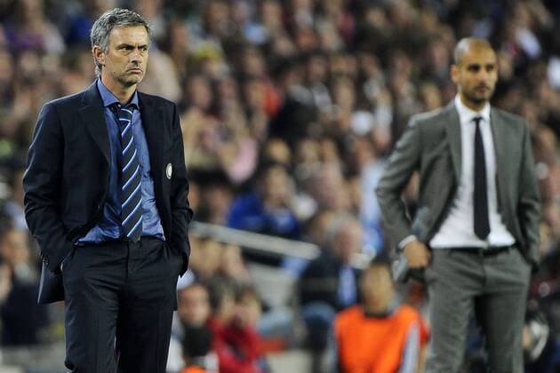 FC Barcelona (blau, Barca) - Inter Mailand (weiß), Trainer Josep Pep Guardiola (Barca, R)-Trainer Jose Mourinho (Inter) 