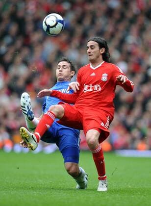 Frank Lampard of Chelsea and Alberto Aquilani of Liverpool challenge for the ball Liverpool FC (red) vs. Chelsea FC London (blue) 2010 EDITORIAL USE ONLY. No use with unauthorised audio, video, data, fixture lists, club league logos or live services. Online in-match use limited to 120 images, no video emulation. No use in betting, games or single club league player publications.