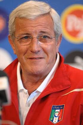 Nationaltrainer Marcello Lippi (Italien) während einer Pressekonferenz zum 3-tägigen Trainingslager der Italienischen Nationalmannschaft xmassimoxoliva