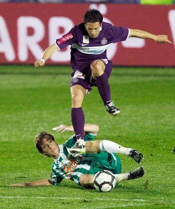 FUSSBALL - BL, A.Wien vs Rapid WIEN,AUSTRIA,05.MAI.10 - FUSSBALL - tipp3 Bundesliga powered by T-Mobile, FK Austria Wien vs SK Rapid Wien. Bild zeigt Ragnvald Soma (Rapid) und Roland Linz (A.Wien). Keywords: Wien Energie. 