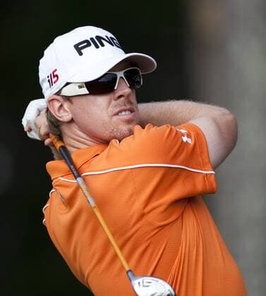 Hunter Mahan (USA) tees off during the second round of The Players Championship PGA golf tournament in Ponte Vedra Beach, Florida May 7, 2010.  PVB2010050721