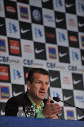 Brazilian national football team coach Carlos Dunga speaks during a press conference in Rio de Janeiro, Brazil, May 11, 2010, to announce the Brazil s team list to participate in South Africa 2010 World Cup (3)  o0 Trainer, Nationaltrainer WM Kader Nominierung Bekanntgabe Kadernominierung Kaderbekanntgabe