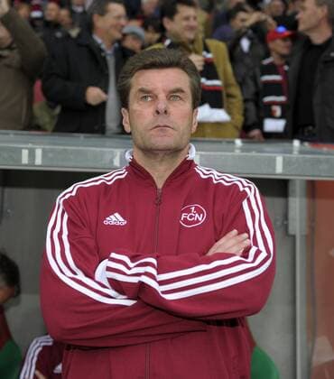 16.05.2010, Fussball Relegationsspiel zur 1.Bundesliga: Rückspiel in Augsburg: FC Augsburg - 1.FC Nürnberg, Trainer Dieter Hecking (1.FC Nürnberg)