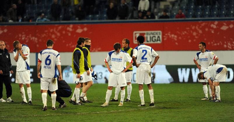 Relegationsspiel zur 2. Bundesliga, Fußball, FC Hansa Rostock - FC Ingolstadt 04, Rostock enttäuscht nach dem Abstieg, 17.05. 2010, o0 Enttäuschung
