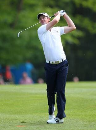 England s Justin Rose hits an iron shot on the 16th fairway during the first round of the PGA. BMW PGA Championship at Wentworth Golf Club, Surrey . xColinxReadx  ActionPlus11043693 Content restricted for UK based newspaper