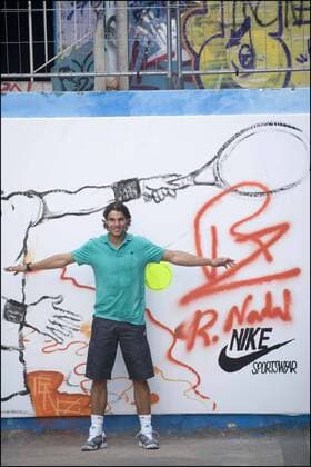 Rafael Nadal (ESP) trägt NIKE SPORTSWEAR - 21.05.2010 - Piscine Molitor - JBAutissier - 