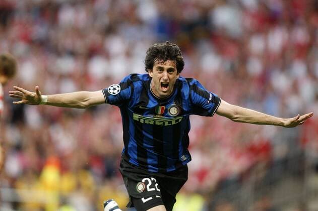 Inter Milan s Diego Milito celebrates goal during UEFA Champions League final. May 22, 2010.  (2010052238173) o0 Freude Jubel
