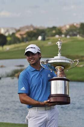 Jason Day (USA) after winning the HP Byron Nelson in Dallas, Texas. May 23, 2010 xCooperxNeillx  ActionPlus11045369 o0 Siegerehrung Sieg Objekte Pokal TrophÃ¤e Freude