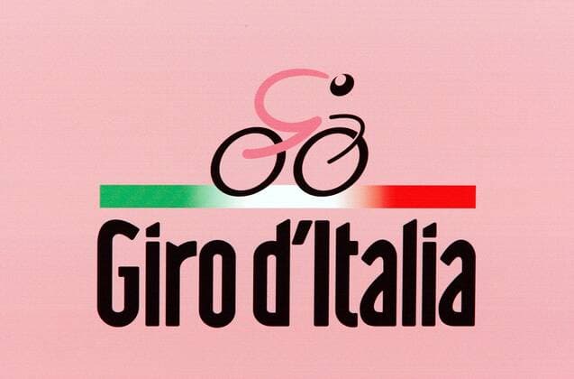 RADSPORT - Giro d Italia BRUNECK,ITALIEN,26.MAI.10 - DIVERS, RADSPORT - Giro d Italia, 17. Etappe, Brunico - Peio Terme. Bild zeigt ein Feature mit dem Giro Logo. 