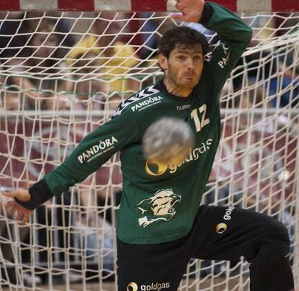 Düsseldorf, 29.05.2009, Handball Torwart Henning Fritz (Löwen) - HSG Düsseldorf (gelb) - Rhein-Neckar Löwen (schwarz)