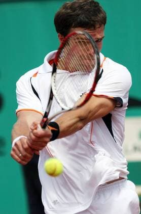 Teimuraz Gabashvili (RUS) - Roland Garros 2010 - LedoyenBenoit - 