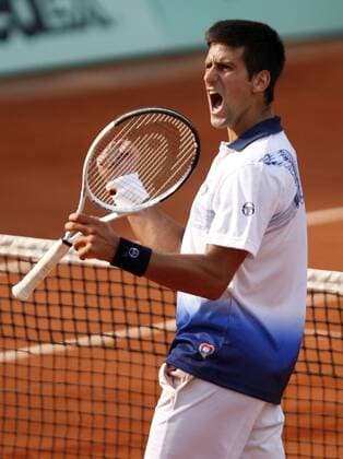 French Open 2010, Roland Garros, Paris, Tennis, Grand Slam, Novak Djokovic (SRB) macht die Faust und jubelt o0 Freude