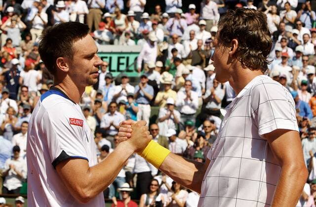 TENNIS - ATP World Tour, Grand Slam, Roland Garros French Open 2010. Bild zeigt Robin Soederling (SWE, li.) und Tomas Berdych (CZE). 