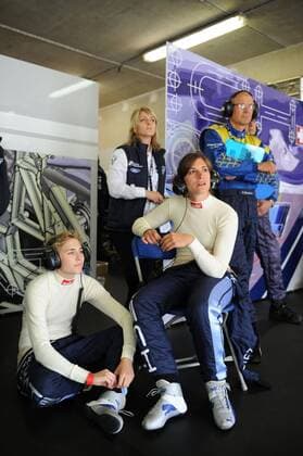 24 Stunden von Le Mans Qualifying RAHEL FREY (L) und CYNDIE ALLEMANN - FORD GT xBernardAssetx  o0 Damen
