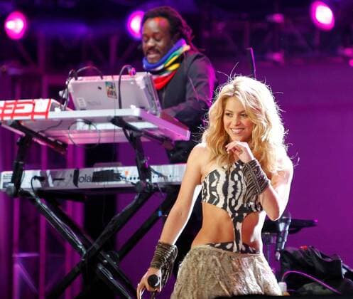 FUSSBALL - FIFA WM 2010, Vorberichte JOHANNESBURG,10.JUN.10 - FUSSBALL - FIFA Weltmeisterschaft 2010, Vorberichte, Kick Off Konzert, Eröffnungskonzert. Bild zeigt Sängerin Shakira (COL).  o0 people, Soweto Johannesburg