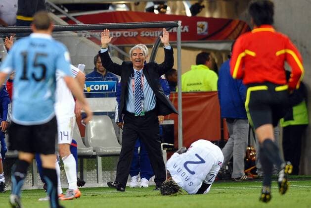 France (white) vs Uruguay - coach Raymond DOMENECH (FRA) - AnthonyBibardxFEPx 