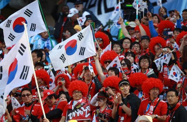 Fussball, FIFA World Cup 2010, FIFA Weltmeisterschaften 2010, Vorrunde, Gruppe B, Südkorea ,17.06.2010, Soccer City Stadium Johannesburg --- Korea Fans o0 Zuschauer