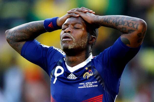 FUSSBALL WM 2010 VORRUNDE Gruppe A 22.06.2010 Frankreich - Suedafrika - Djibril CISSE (Frankreich) enttaeuscht - 