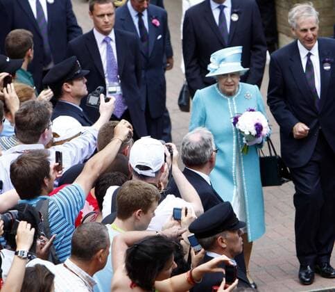 Tennis - The Wimbledon Championships Queen Elizabeth II visiting Wimbledon at the All England Lawn Tennis and Croquet Club 