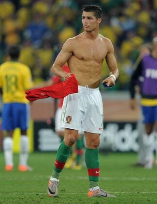FUSSBALL WM 2010, 25.06.2010, Portugal - Brasilien, CRISTIANO RONALDO (Portugal) -  o0 nackt