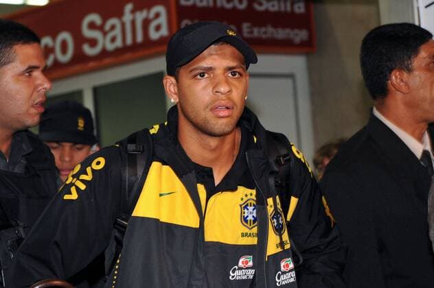 Rückkehr der brasilianischen Nationalmannschaft von der WM - Felipe Melo x(11)xCelsoxPupox xFotoarenax  (1083)