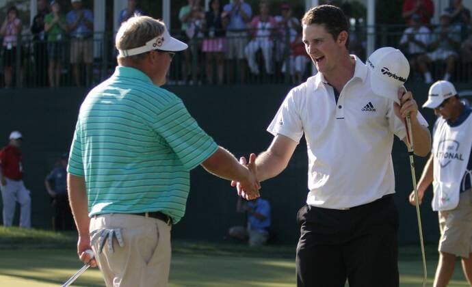 July 4 2010: Carl Pettersson (SWE, L) shakes the hand of Justin Rose (England) after Rose clinched the win during the final round of the AT&T National at Aronimink Golf Club in Newtown Square, Pennsylvania. Icon208100704056 o0 Sieg Fairplay fair play Fairness EDITORIAL USE ONLY