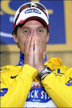 05.07.2010 - Tour de France 2010 - 2. Etappe: Brüssel - Spa --- SYLVAIN CHAVANEL (FRA) - QUICK STEP - PhotoNews  o0 Etappensieg Jubel Freude gelbes Trikot Emotionen