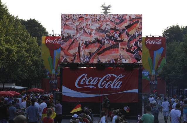 Coca Cola sponsert die Berliner Fanmeile
